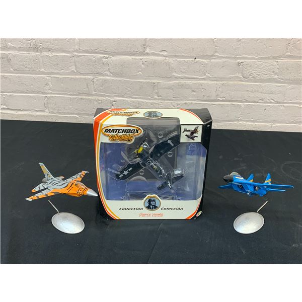 Matchbox Chance Vought F4U-1A Corsair Boxed Aircraft and 2 Loose Die Cast Jets w Stands