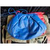 Image 6 : Vintage Bags A