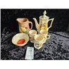 Image 1 : Harrington Square Coffee Pot & Cups A