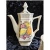Image 2 : Harrington Square Coffee Pot & Cups A
