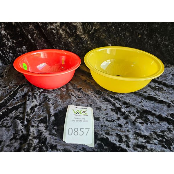 1980's Coloured Pyrex w Clear Bottoms A