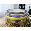 Image 13 : Wedgwood & Porcelain Collectibles A