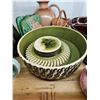 Image 10 : Tableware A