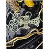 Image 22 : Vintage Costume Jewelry A