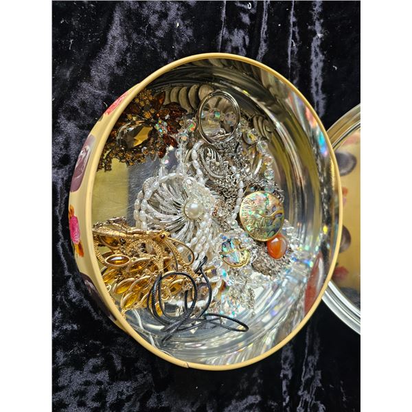 Vintage Costume Jewelry A