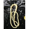 Image 8 : Vintage Bone Jewelry A