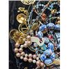 Image 10 : Vintage Costume Jewelry A