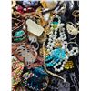 Image 12 : Vintage Costume Jewelry A