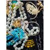 Image 5 : Vintage Costume Jewelry A