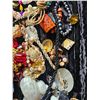 Image 6 : Vintage Costume Jewelry A
