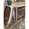 Image 2 : Cast Iron Wood Stove/Furnace with Decorative Detailing