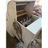 Image 1 : Chicken plucker Wooden Manual Belt-Driven Separator Machine