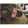 Image 5 : Beaver Table Saw with Bucket of Chains