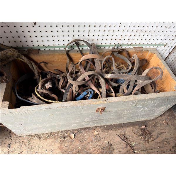 Tack in Wooden Storage Box