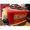 Image 4 : Honda 13-Liter Boat Gasoline Fuel Tank with Hose