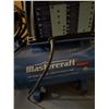 Image 4 : Mastercraft 3-Gallon Oil-Free Air Compressor