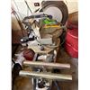 Image 4 : DeWalt DW703 Compound Miter Saw with Stand