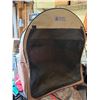 Image 1 : Portable Pet Home With Mesh and Storage
