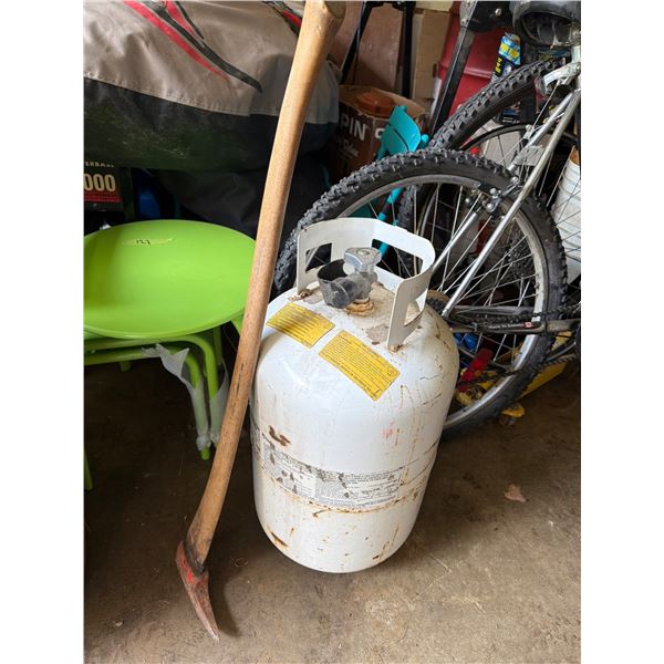 Propane Tank and Pry Bar Lot
