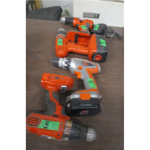 ESTATE:  4 CORDLESS DRILLS & 1 CHARGER