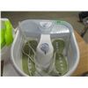 Image 4 : ESTATE:  2 BOOSTER SEATS & 1 FOOT SPA