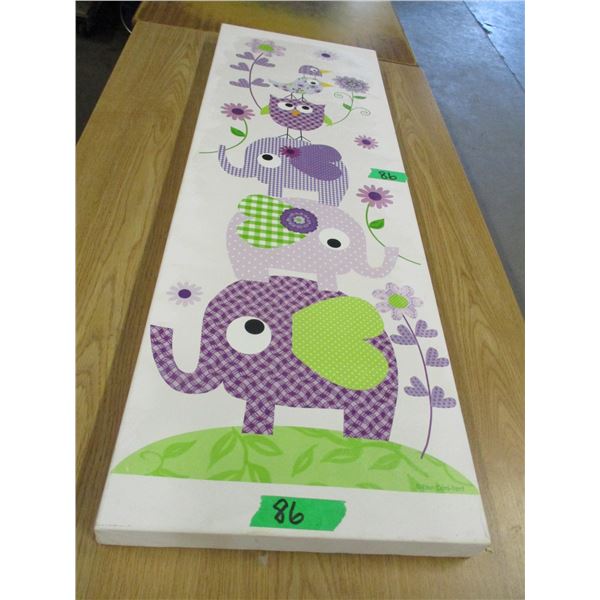 ESTATE:  KID'S WALL HANGING "ELEPHANTS & BIRDS"