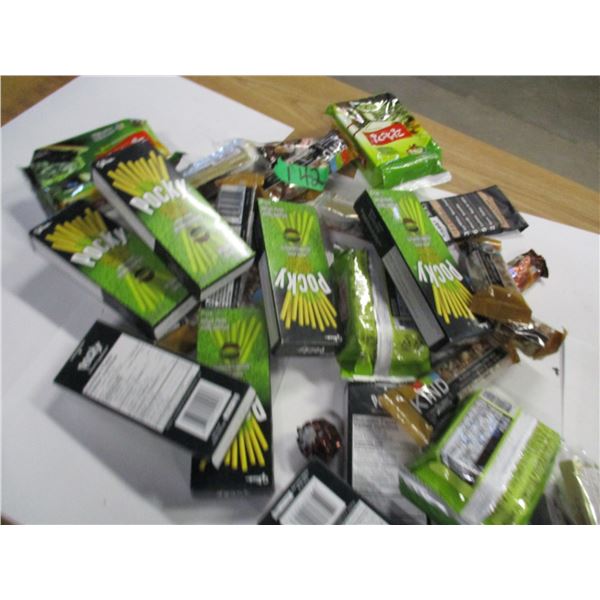 FREIGHT DAMAGE (AS IS):  BOX C/W CANDY & CHOCOLATE BARS, ETC