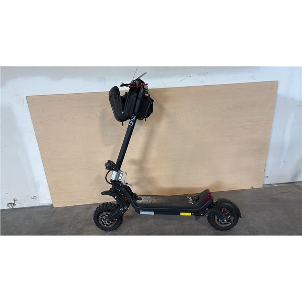 ERUN G63 1200W HEAVY-DUTY DUAL-MOTOR ALL-TERRAIN ELECTRIC SCOOTER COMES W/ CHARGER