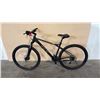 Image 1 : GT AVALANCHE 29 FRONT-SUSPENSION ALUMINUM HARDTAIL MOUNTAIN BIKE