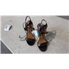 Image 2 : LADIES SIZE 8.5 BLACK LEATHER STRAPPY HEEL STILETTO DRESS SHOES