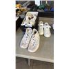 Image 1 : ASSORTED MENS WHITE SNEAKERS SIZE 11/8/6