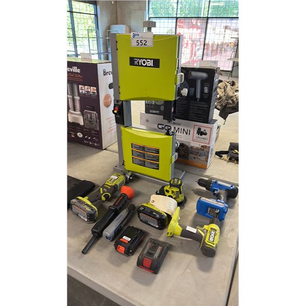 MIXED POWER TOOLS INCL RYOBI, DREMEL, 5 BATTERIES AND MORE