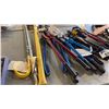 Image 2 : MIXED HAND TOOLS INCL CROWBARS, BOLT CUTTERS, TIN SNIPS, SLEDGE HAMMER AND MORE