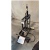 Image 1 : MAXIMUM 10-TON HYDRAULIC SHOP PRESS