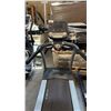 Image 2 : TRUE TCS400 COMMERCIAL-GRADE LOW-IMPACT TREADMILL