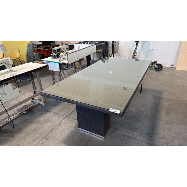 DARK BROWN RATANA CASA MADRID 84"X42" OUTDOOR DINING TABLE W/ CLEAR GLASS AND UMBRELLA HOLE