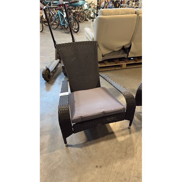 BLACK PATIOFLARE REGULAR MUSKOKA CHAIR W/ 6 CM THICK CUSHION