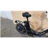 Image 3 : SLICK BLACK ISINWHEEL U4 COMPACT, STEP-THROUGH, FOLDABLE ELECTRIC BIKE - NO KEY, NO CHARGER