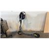Image 1 : MUKUTA 10 PLUS ALL-TERRAIN ELECTRIC KICK-SCOOTER - NO CHARGER, BROKEN HANDLE BAR