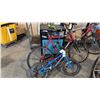 Image 2 : 4 MISC BIKES INCL MOUNTAIN TOUR ROAD RUNNER, SUPERCYCLE XTI-18 AND 1 FOR REPAIR