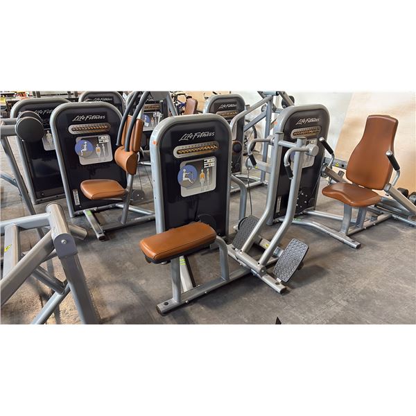 LIFE FITNESS SEATED ROW STATION