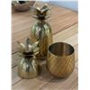 Image 4 : Set of 2 new brass pineapple table top decor - new floor model