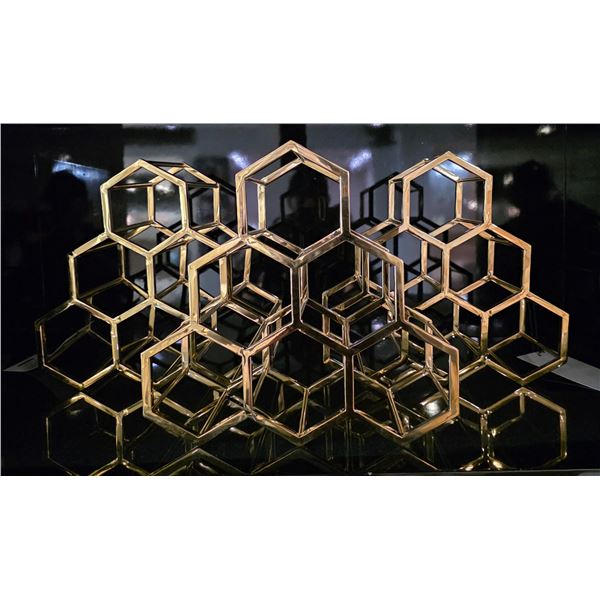 New Group of 3 Hexagon Wine Rack Gold - RV: $1200