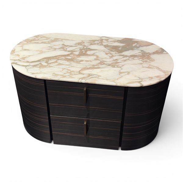 New Charlie Night Table Conte Bed MSRP $13,071 Made in Italy (27.1x15.3x24") New Floor Model