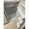 Image 2 : Koolatron Bar Fridge (working condition)