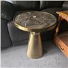 Image 3 : Marble-Style and Brass End Table, H22" x Dia. 17"