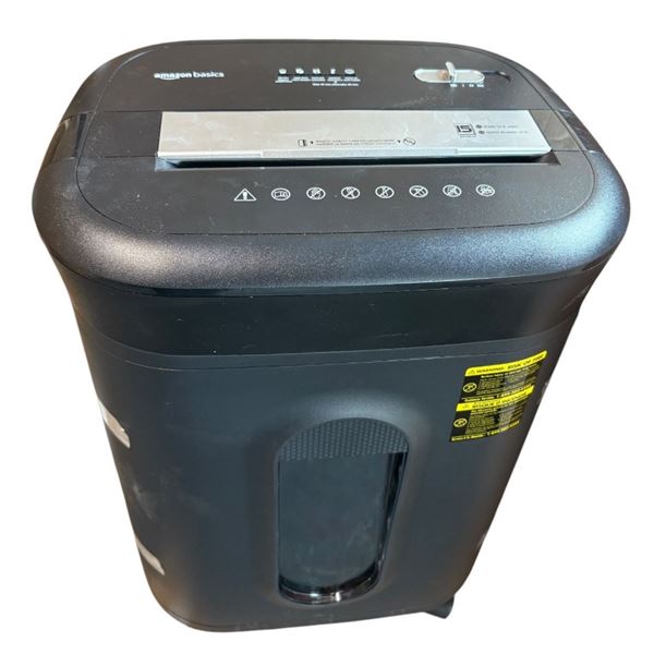 BNIB - Amazon Basics 15-Sheet Cross-Cut Paper/CD/Credit Card Shredder