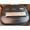Image 2 : BNIB - Amazon Basics 15-Sheet Cross-Cut Paper/CD/Credit Card Shredder