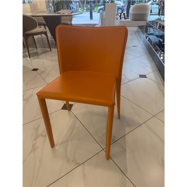 Kika chair in orange