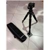 Image 1 : Polaroid tripod